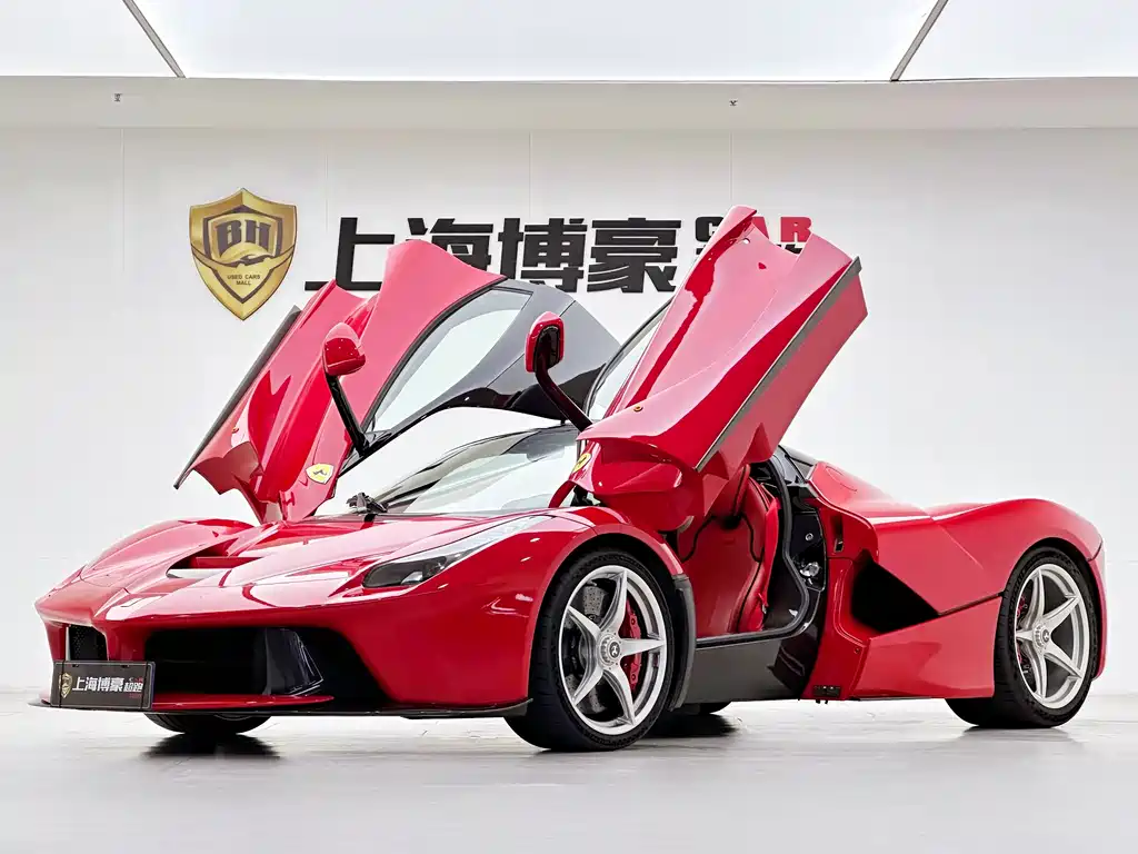 Ferrari LaFerrari 2015 — фото 11