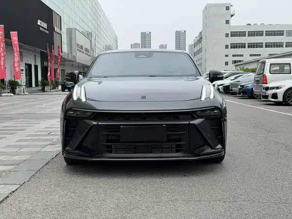 Lynk & Co 03 2025
