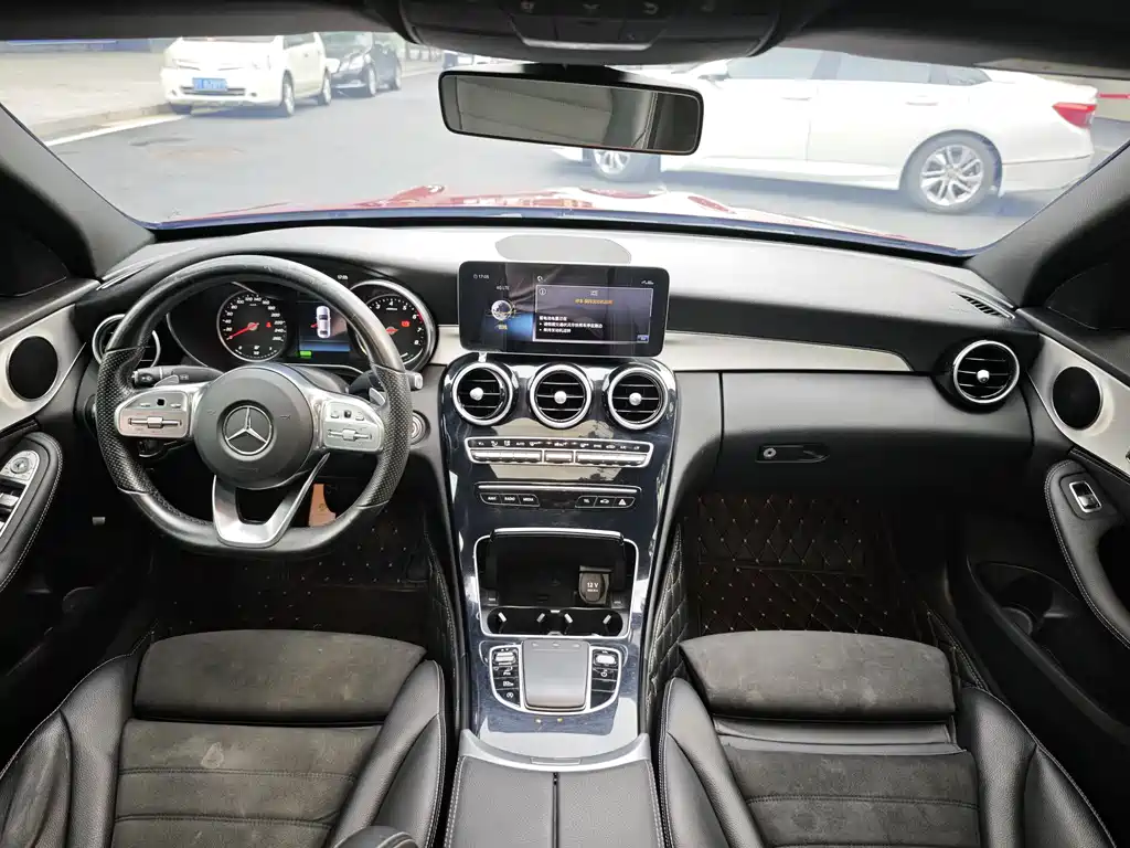 Mercedes-Benz C-Class 2019 — фото 7