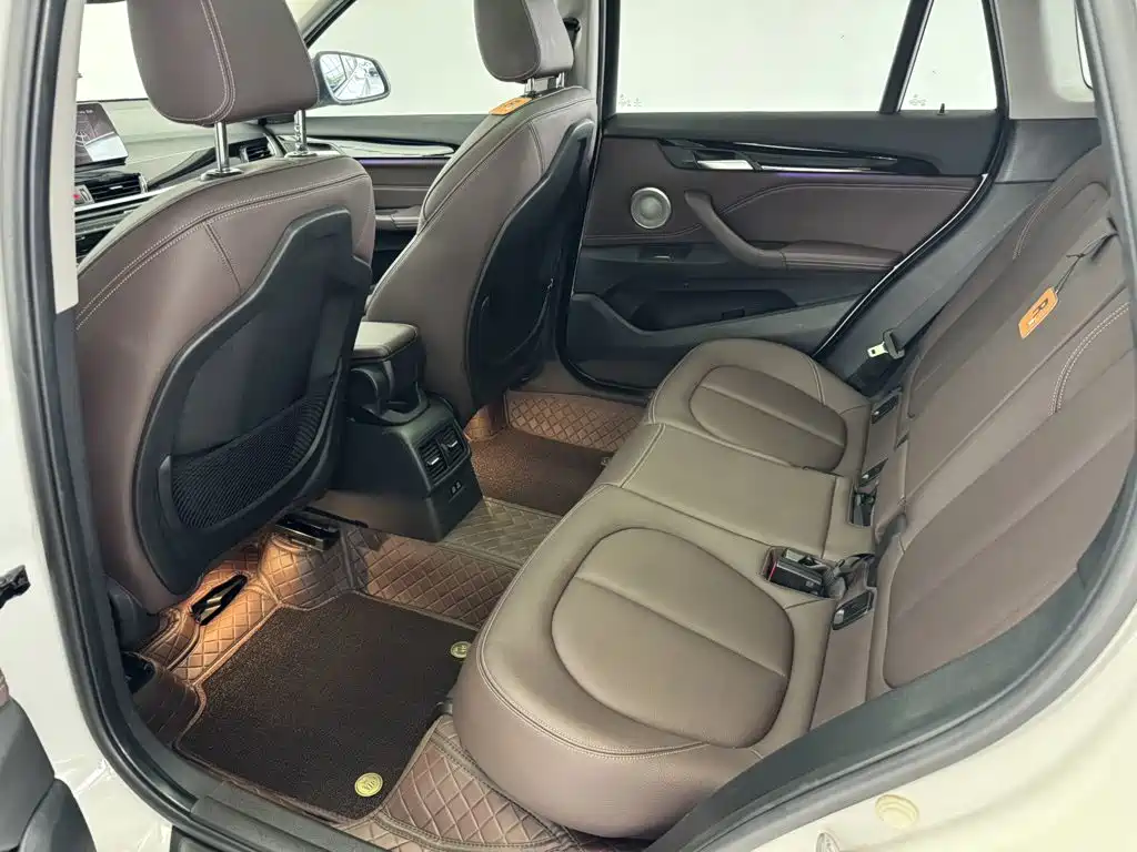 BMW X1 2022 — фото 15