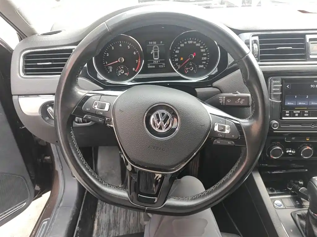 Volkswagen Sagitar 2019 — фото 11