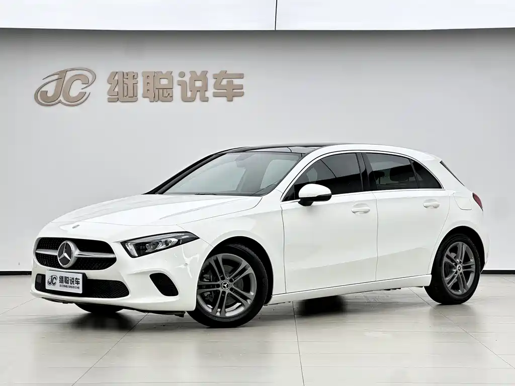 Mercedes-Benz A-Class 2020 — фото 1
