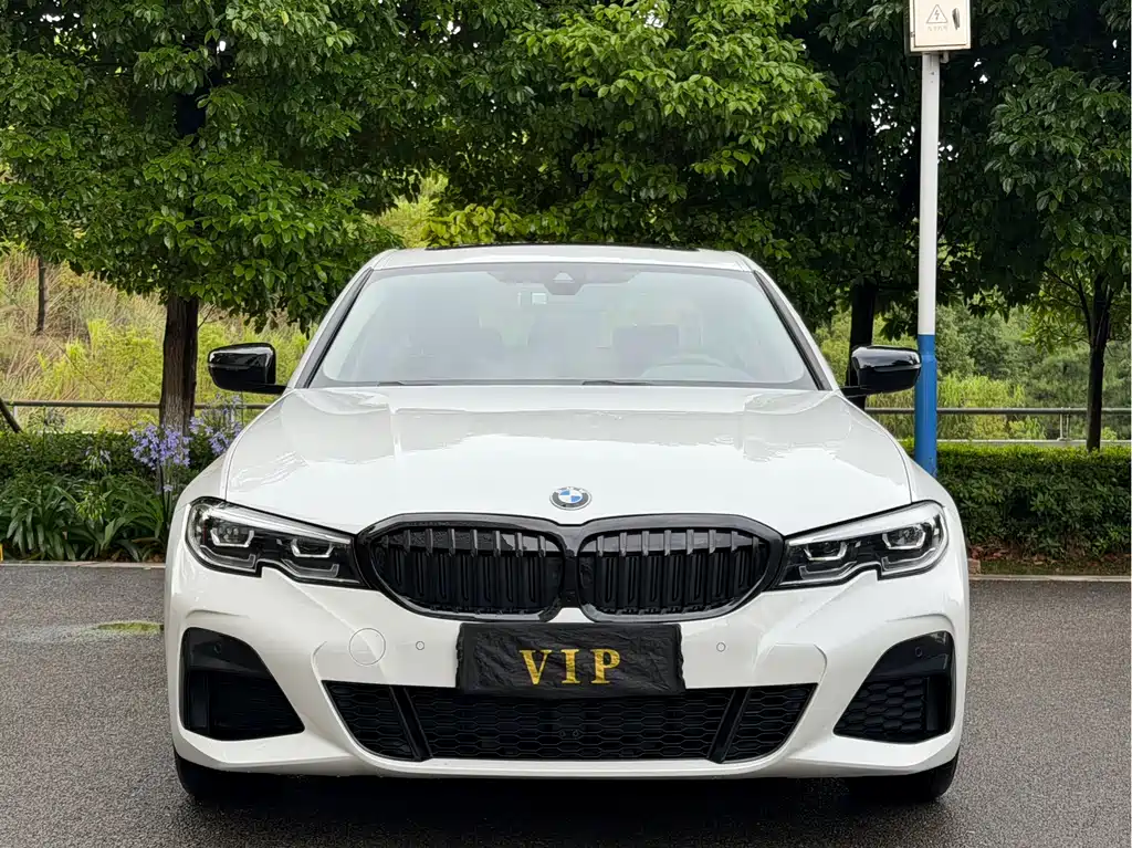 BMW 3 Series 2023