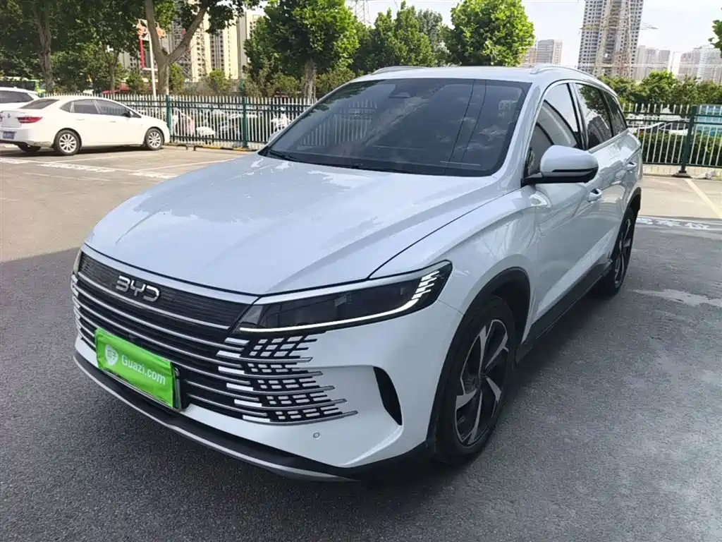 BYD Seal 05 DM-i 2024 — фото 1