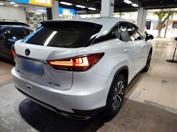 Lexus RX 2020