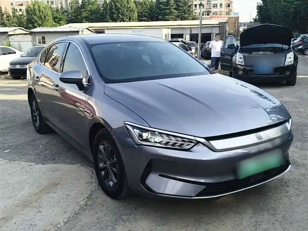 BYD Qin PLUS 2023 — фото 4