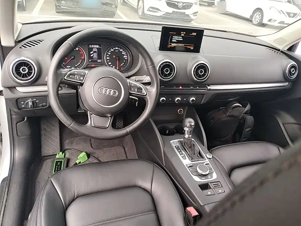 Audi A3 2017 — фото 10