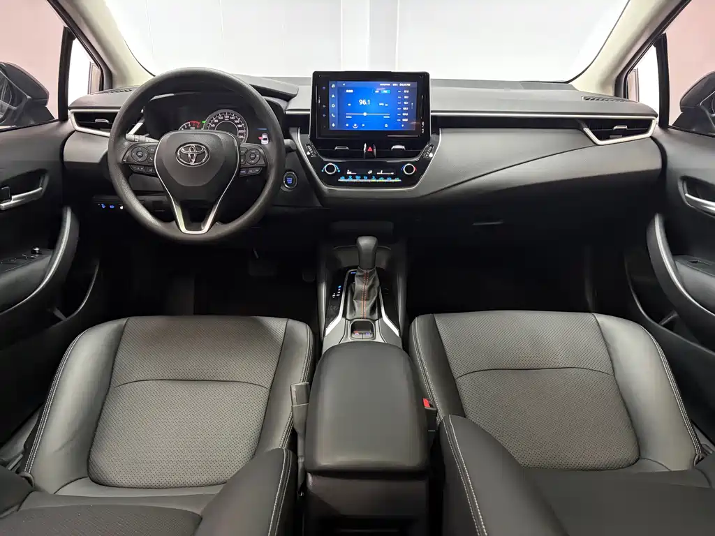 Toyota Corolla 2021 — фото 11