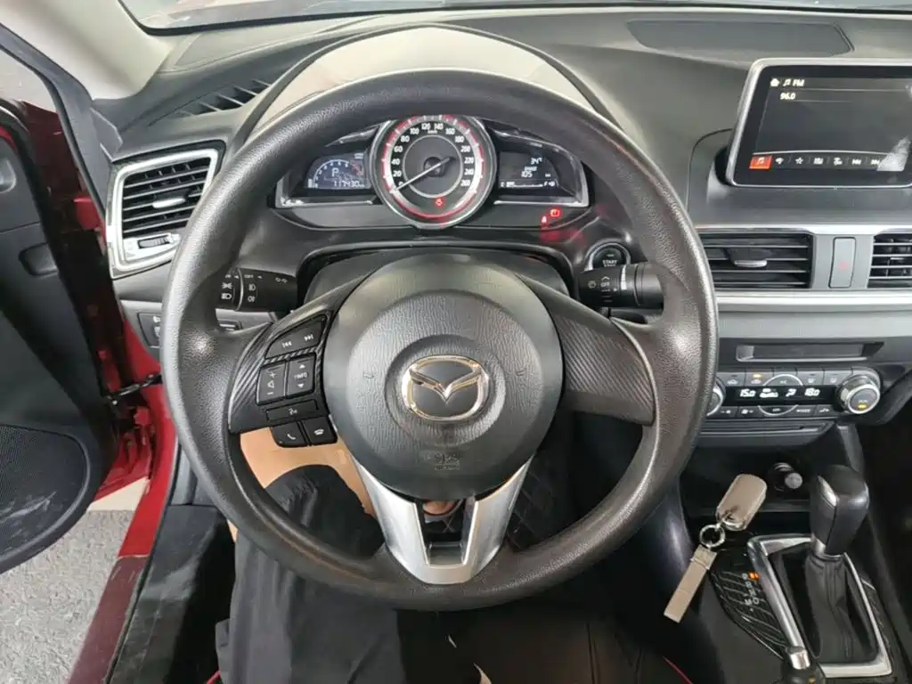 Mazda 3 Angkesela 2016 — фото 11