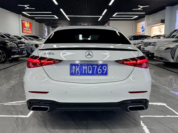 Mercedes-Benz C-Class 2023