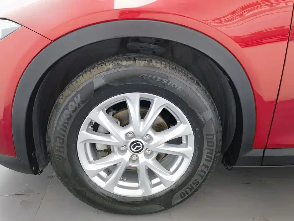 Mazda CX-4 2019 — фото 17
