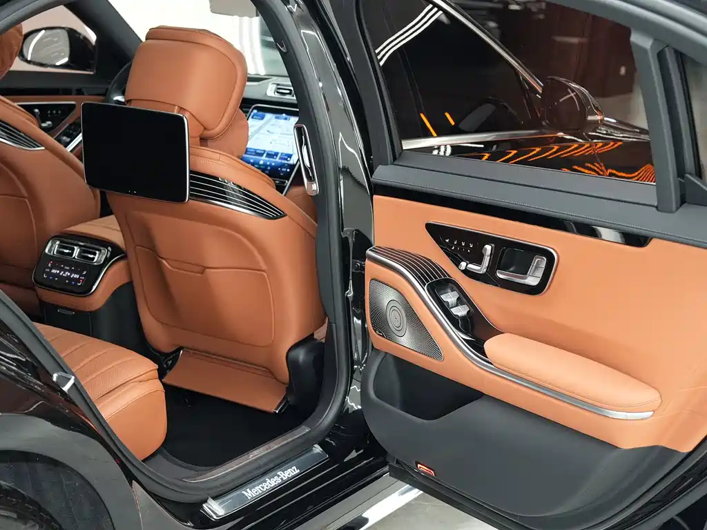 Mercedes-Benz S-Class 2025 — фото 14