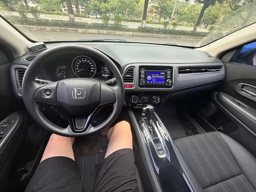 Honda Vezel 2015 — фото 10