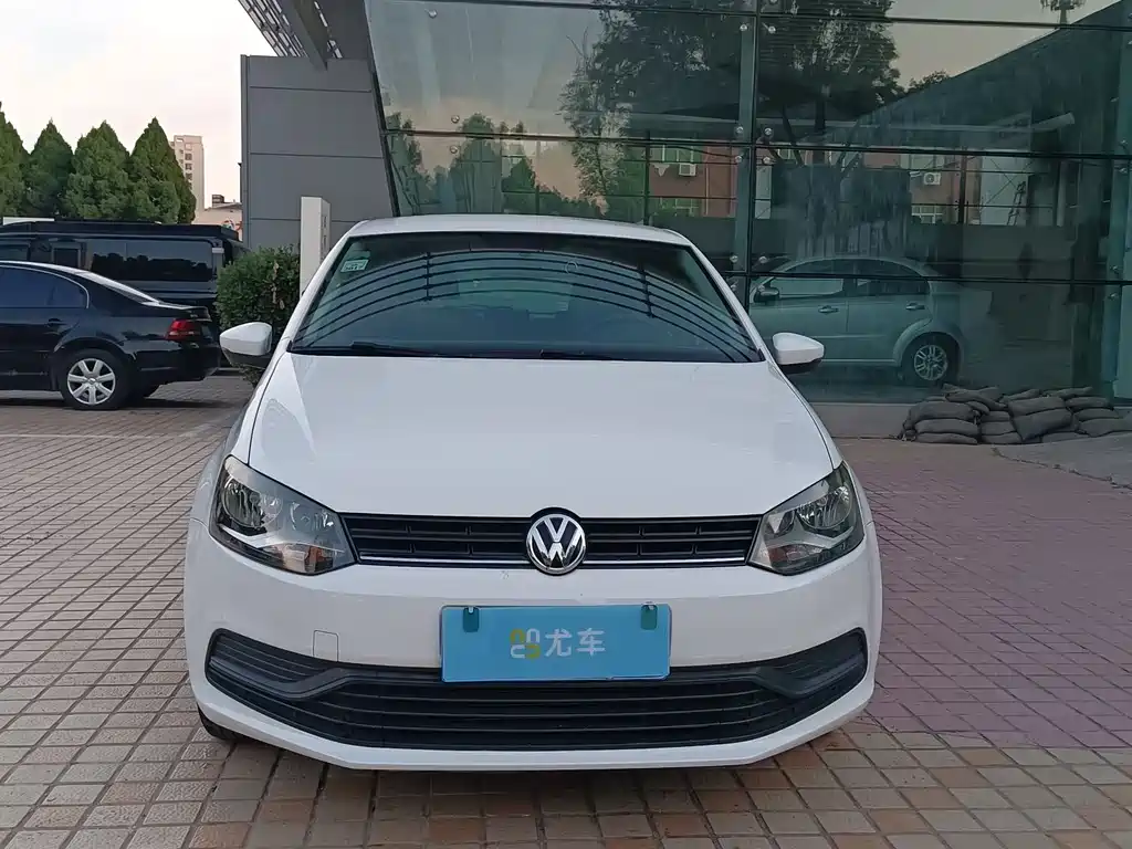 Volkswagen Polo 2015