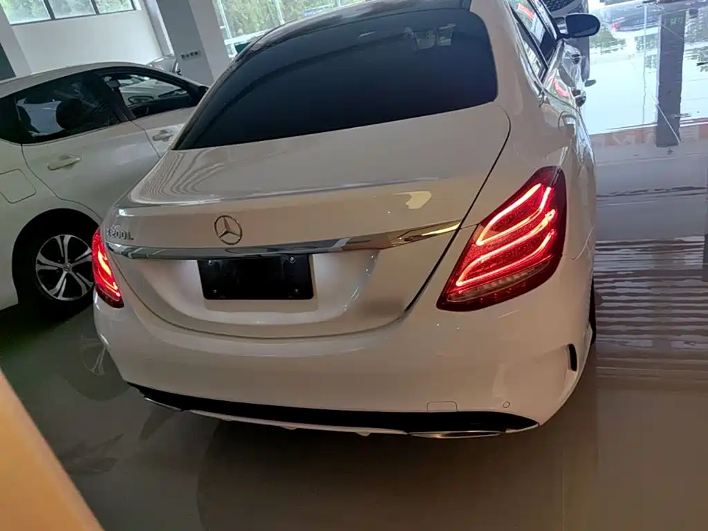 Mercedes-Benz C-Class 2018