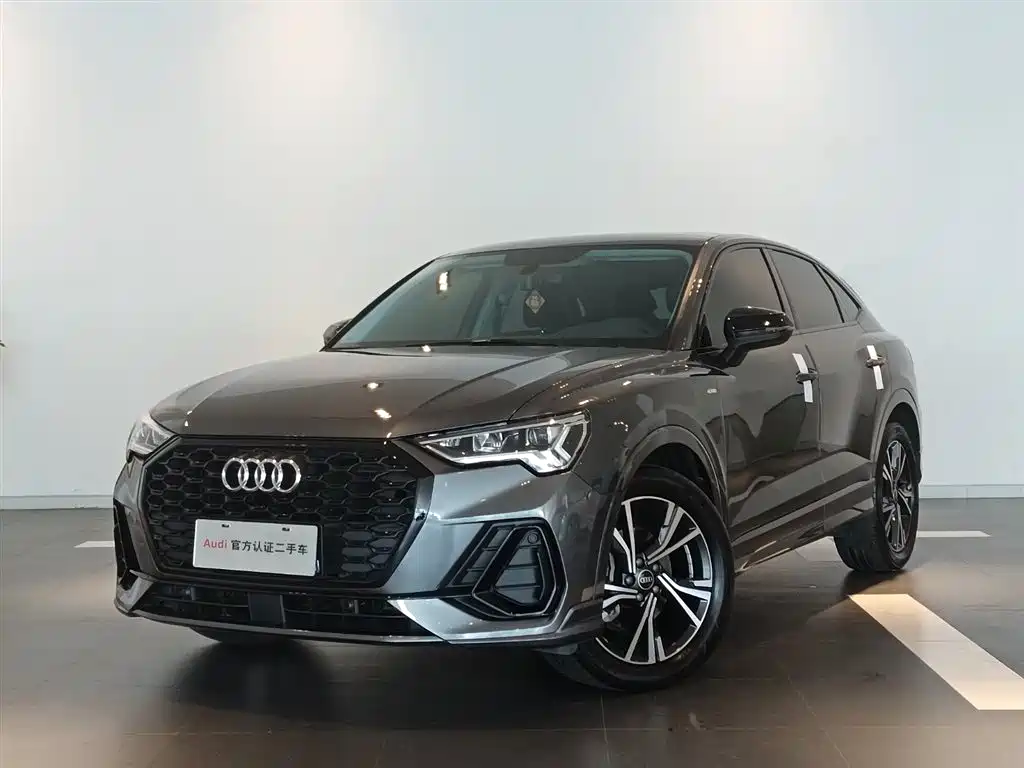 Audi Q3 Sportback 2022 — фото 1