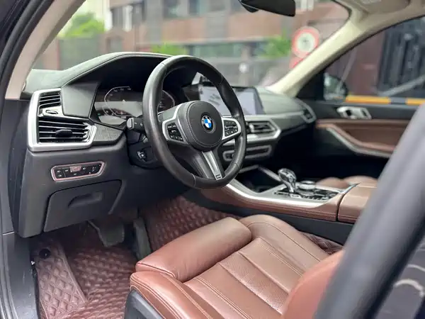 BMW X5 2021