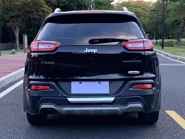 Jeep Cherokee 2017