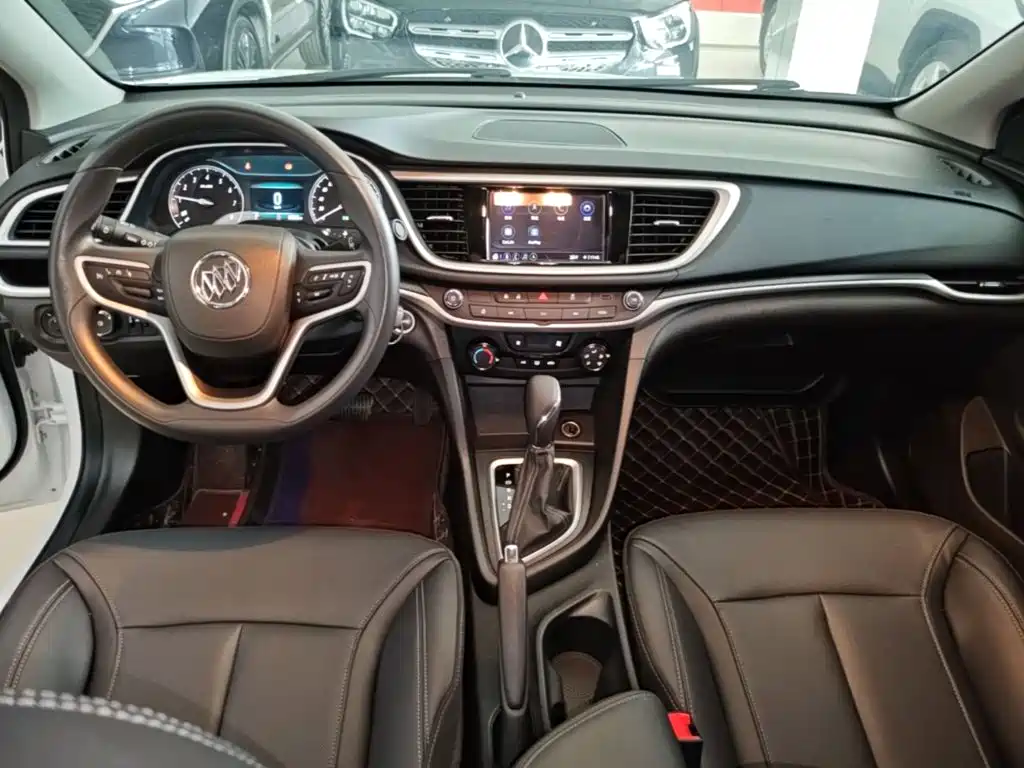 Buick Excelle 2022 — фото 10