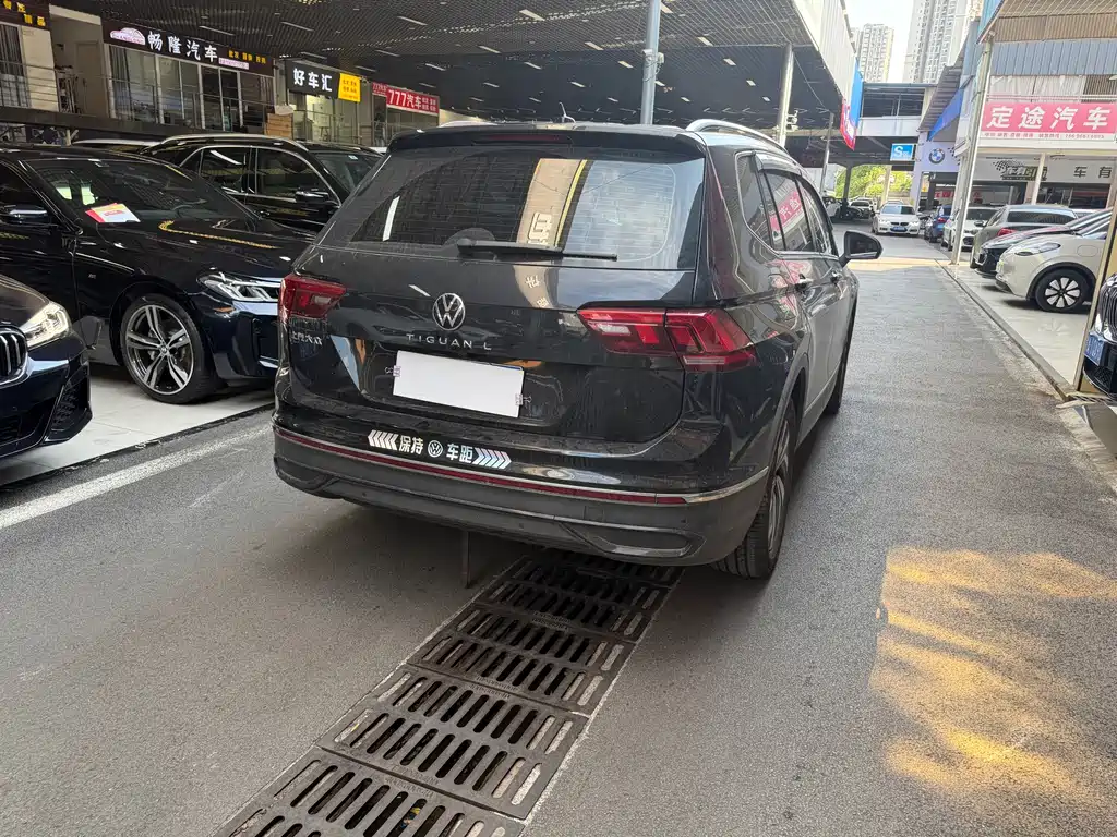 Volkswagen Tiguan L 2025