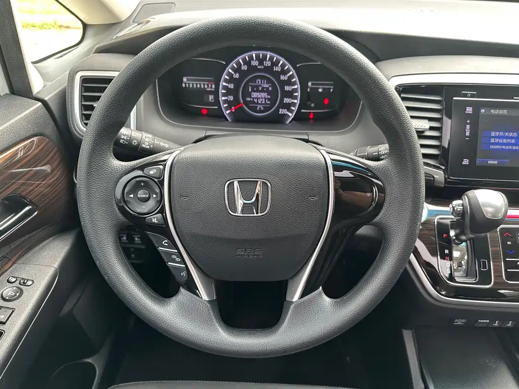 Honda Odyssey 2019 — фото 19