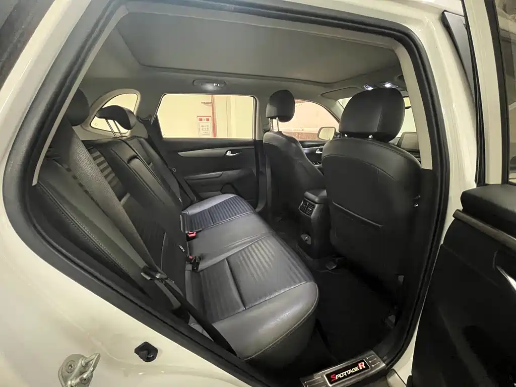 Kia Sportage 2018 — фото 9