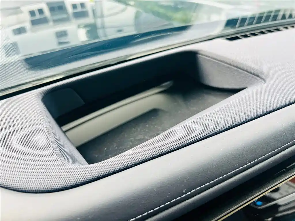 BMW i7 — фото 10
