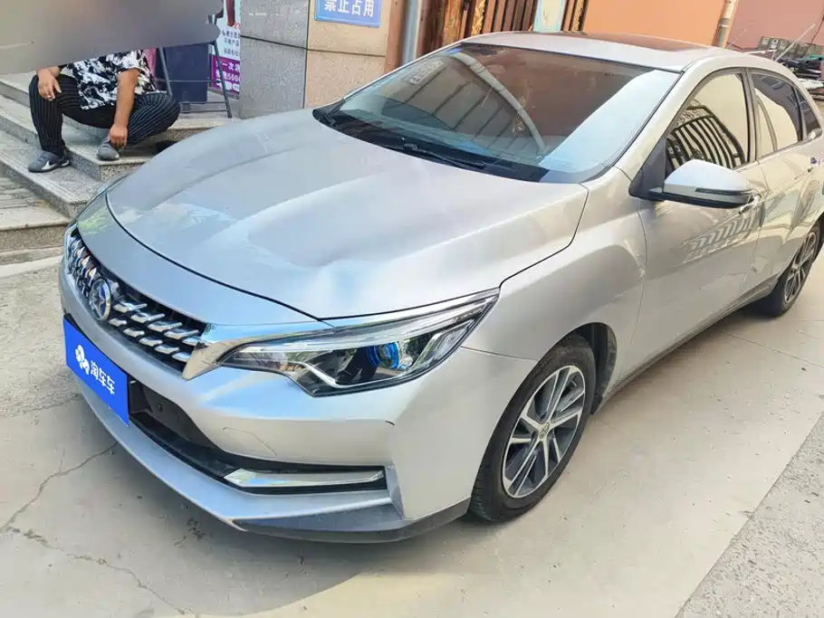 Venucia D60 2019