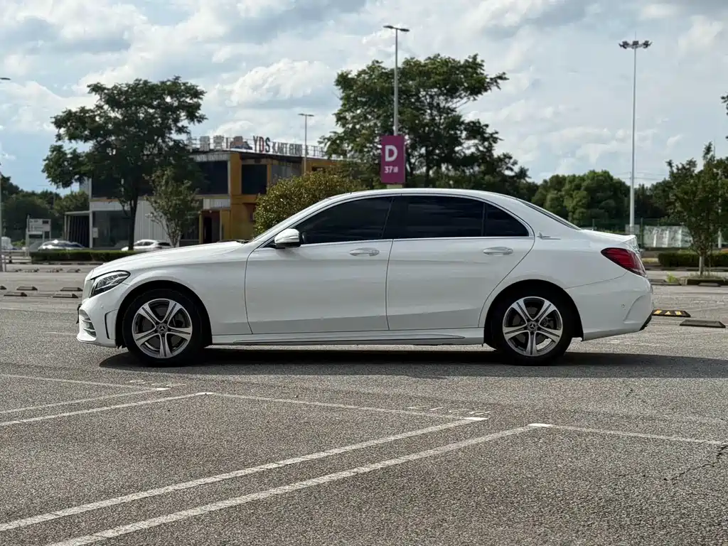 Mercedes-Benz C-Class 2018