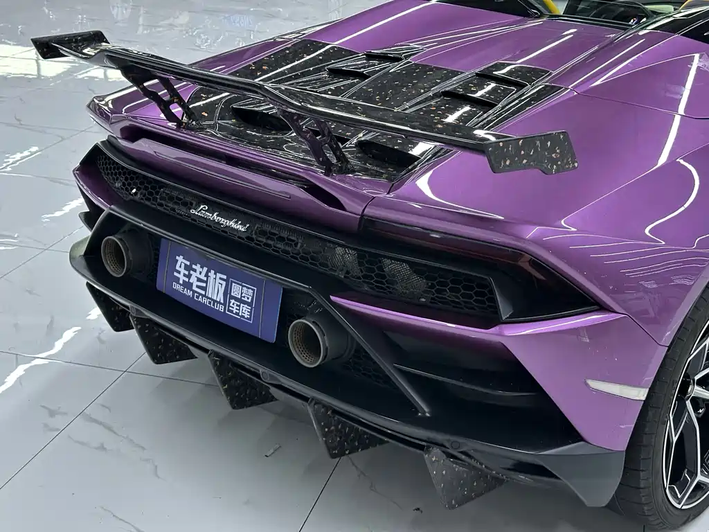 Lamborghini Huracan 2021 — фото 24
