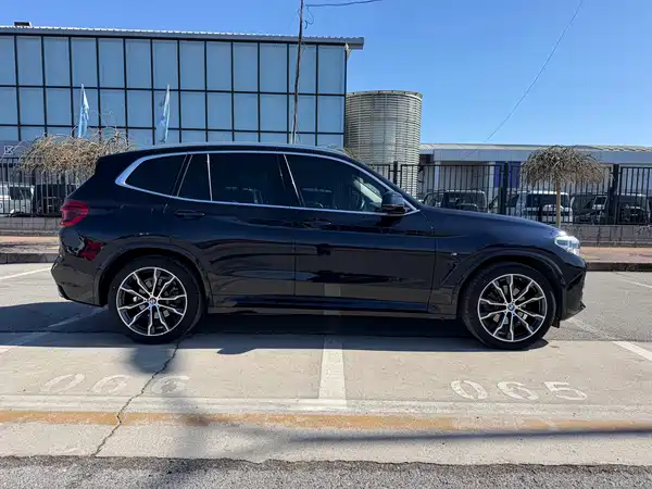 BMW X3 2021