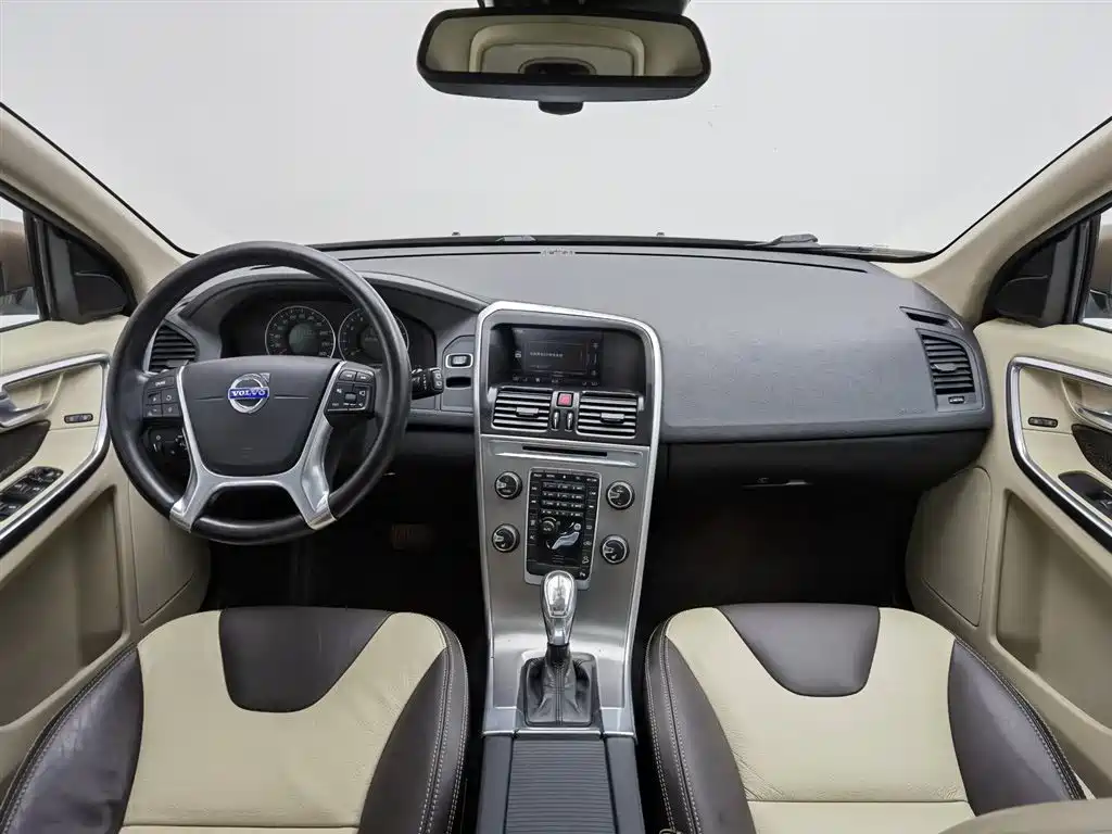Volvo XC60 2013 — фото 5