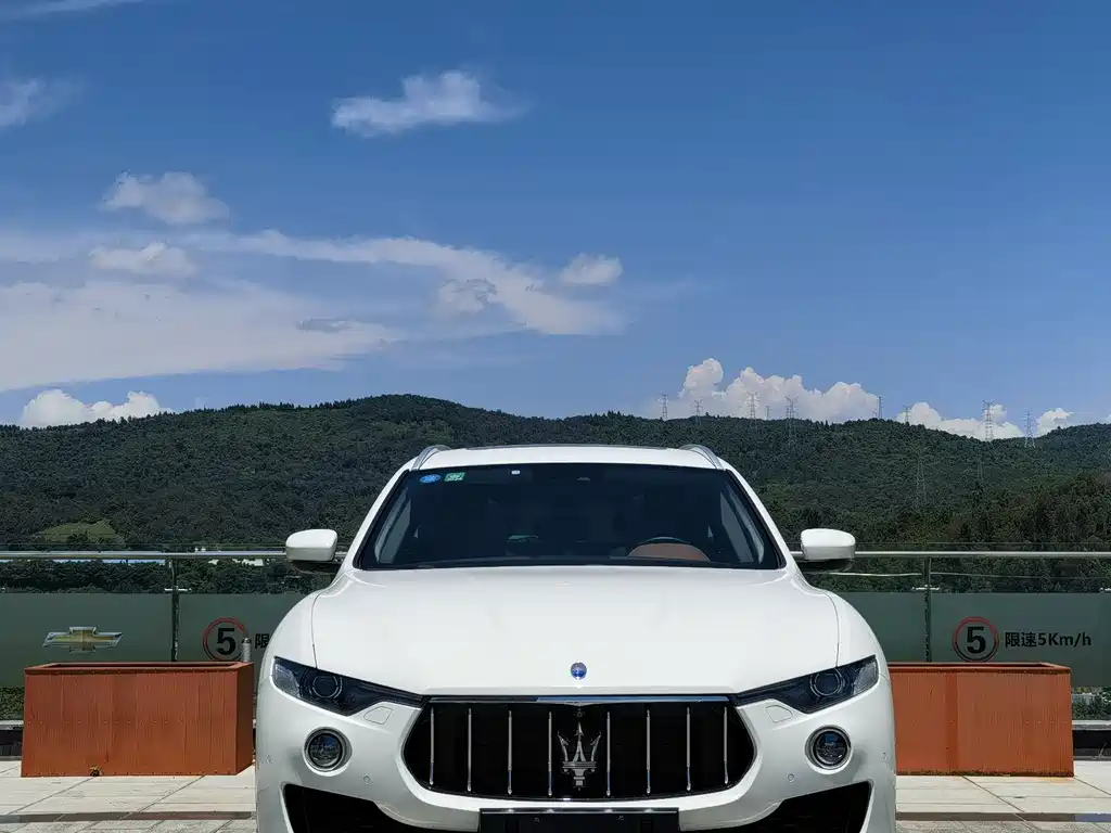 Maserati Levante 2016 — фото 4