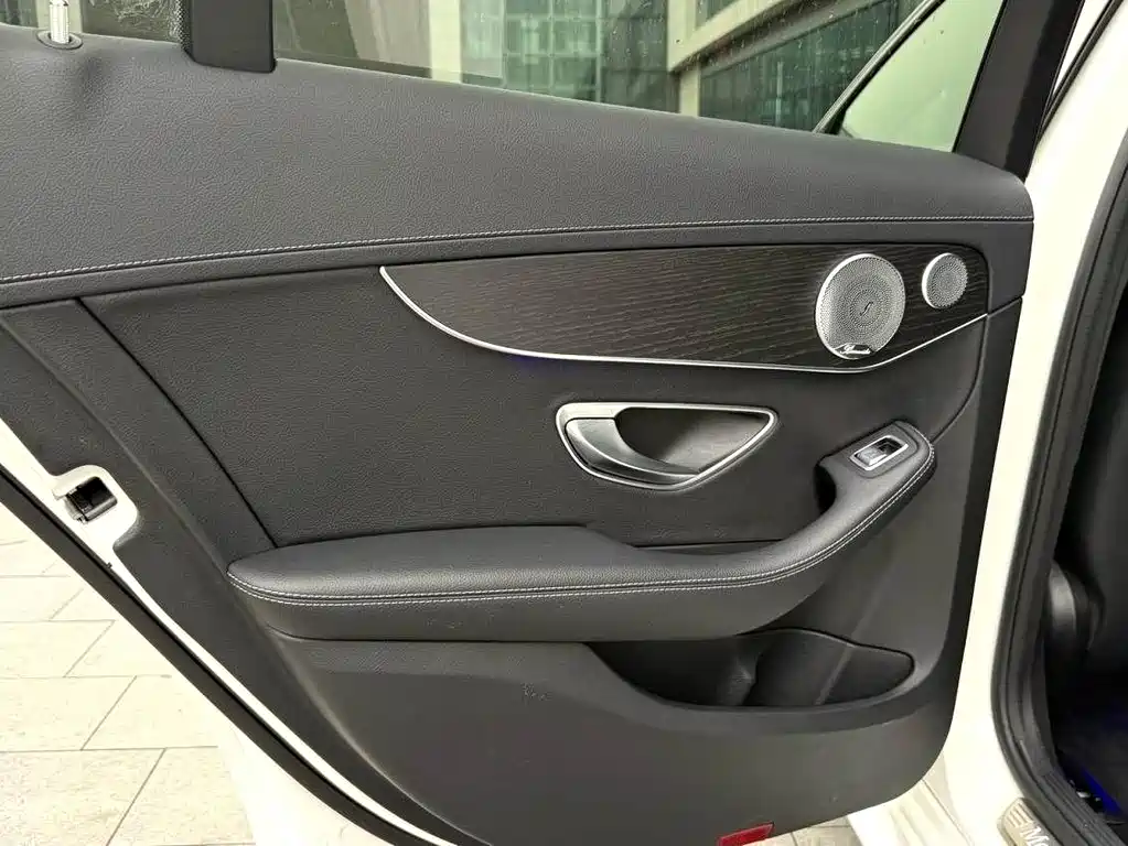 Mercedes-Benz C-Class 2021 — фото 4