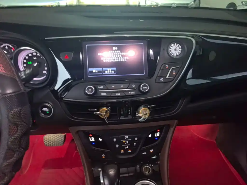 Buick Envision Plus 2019 — фото 13