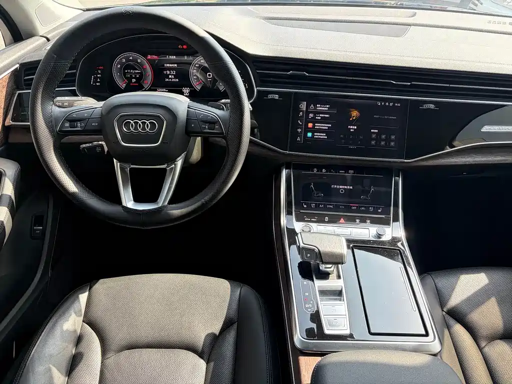 Audi Q7 2024 — фото 8