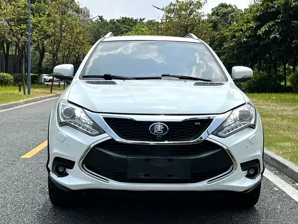 BYD Tang New Energy 2017