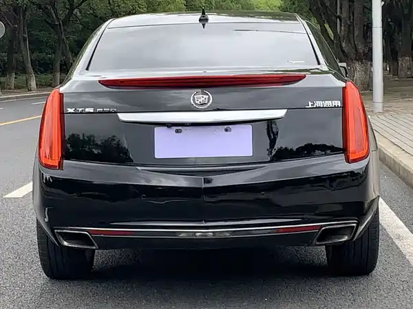 Cadillac XTS 2014