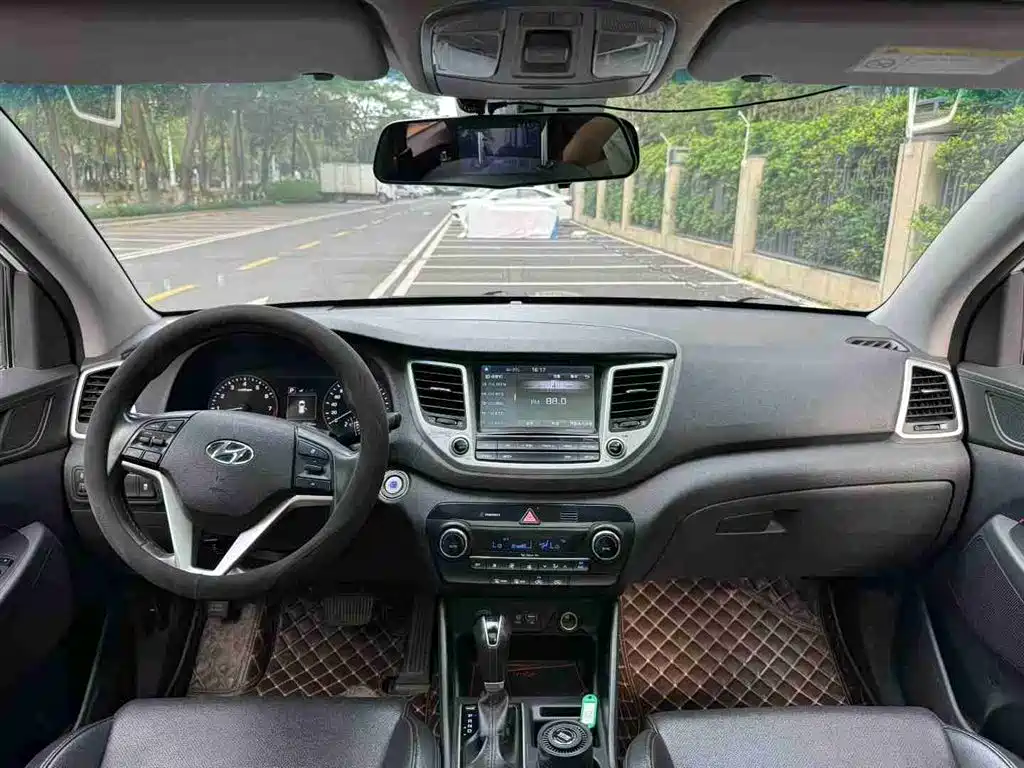 Hyundai Tucson 2016 — фото 7