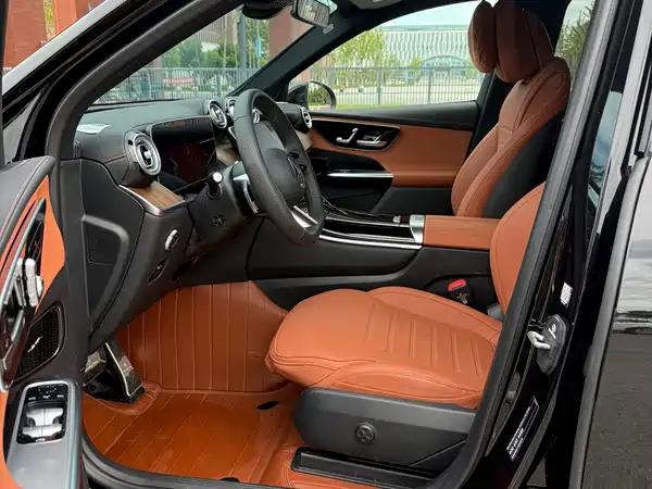 Mercedes-Benz GLC 2025