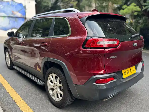 Jeep Cherokee 2016
