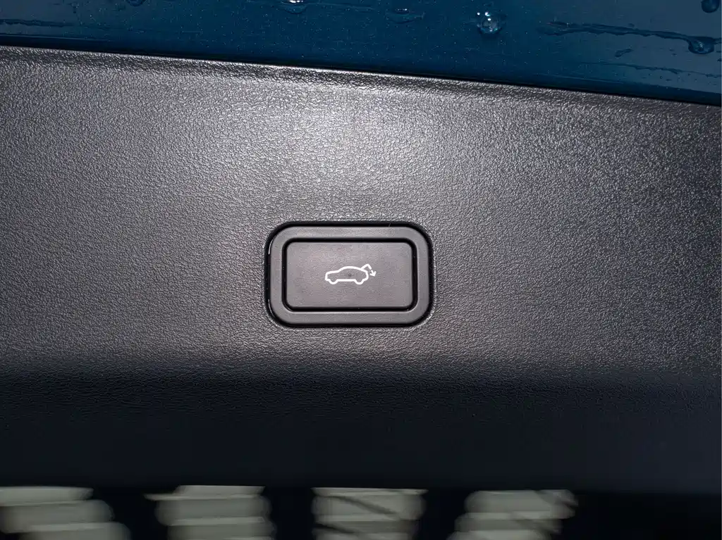 Geely Xingyue L 2022