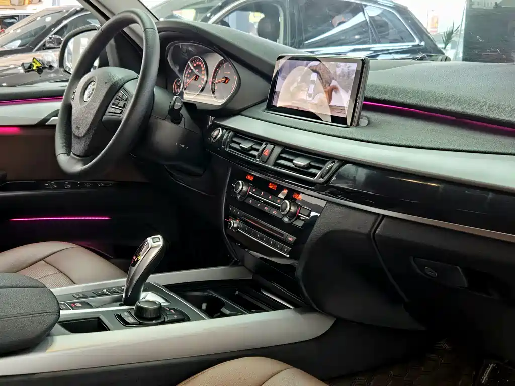 BMW X5 2019 — фото 13