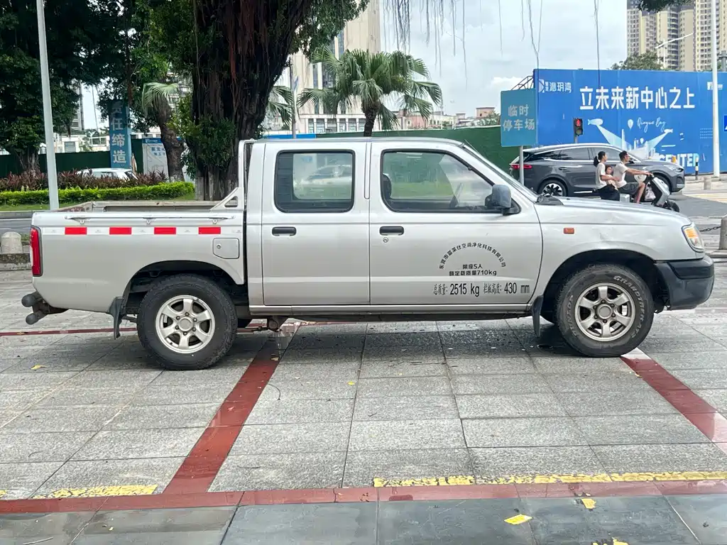 Dongfeng Ruiqi 2015