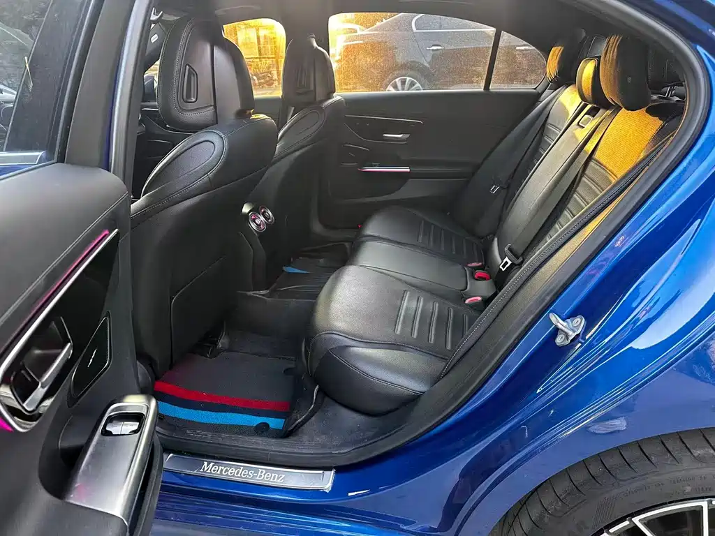Mercedes-Benz C-Class 2022 — фото 10