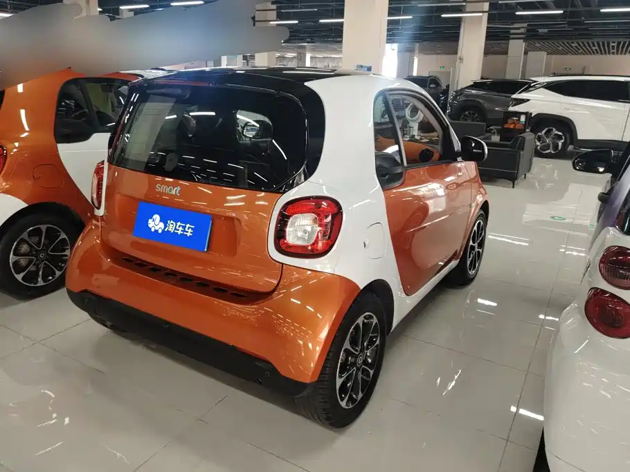 smart fortwo 2016 — фото 3