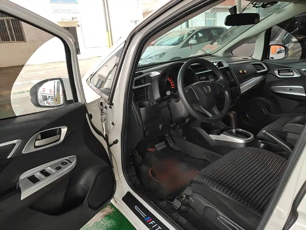 Honda Fit 2019 — фото 16