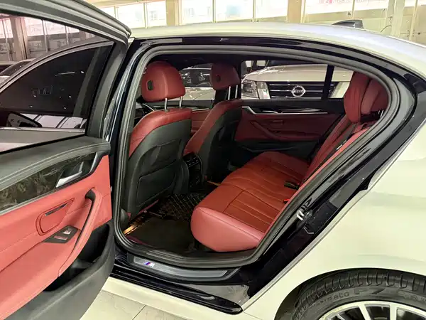 BMW 5 Series 2020