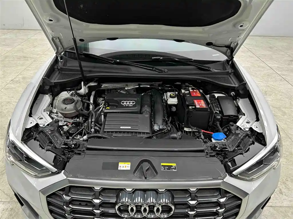 Audi Q3 2022 — фото 20