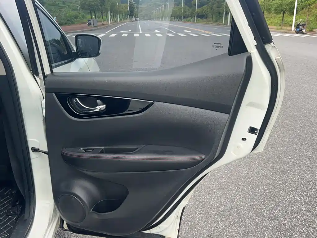 Nissan Qashqai 2018 — фото 17